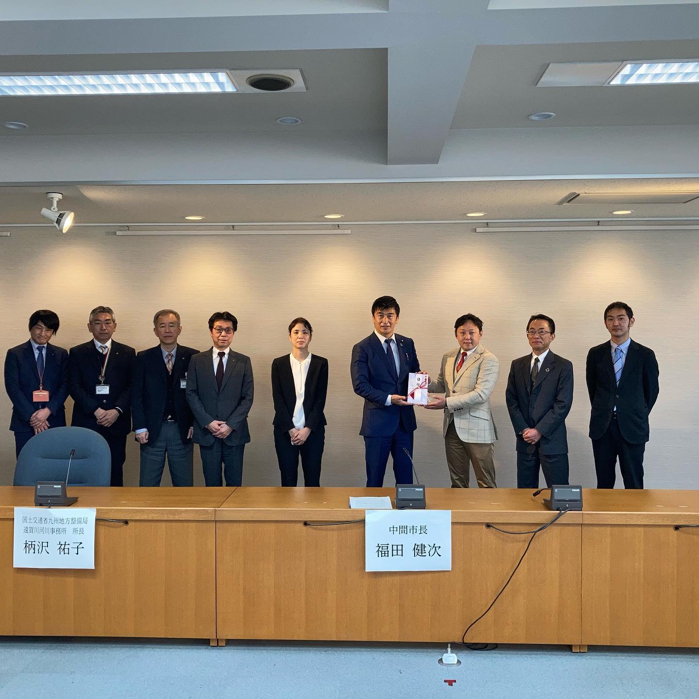 『空気から水をつくる』空気製水機を福岡県中間市役所に設置